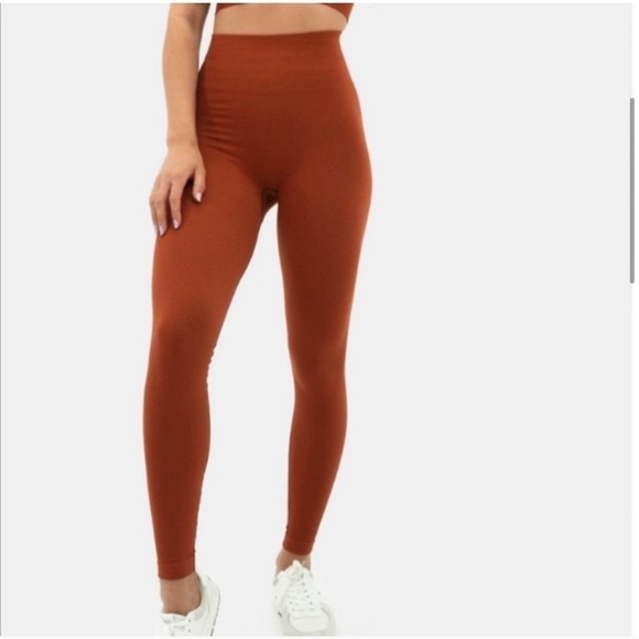 Balance Athletica Pants - Balance Athletica vitality Seamless Energy Quartz Leggings in Amber